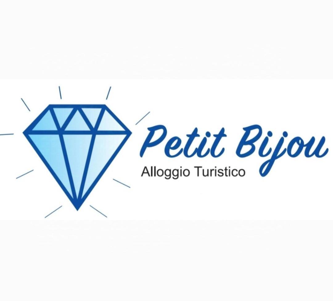 Petit Bijou Apartment Чивитавекия Екстериор снимка