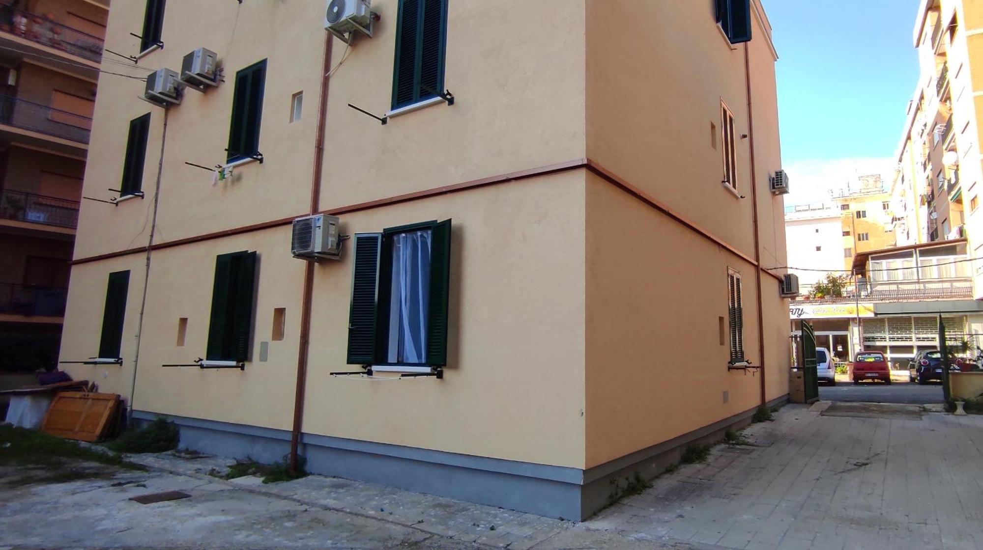 Petit Bijou Apartment Чивитавекия Екстериор снимка