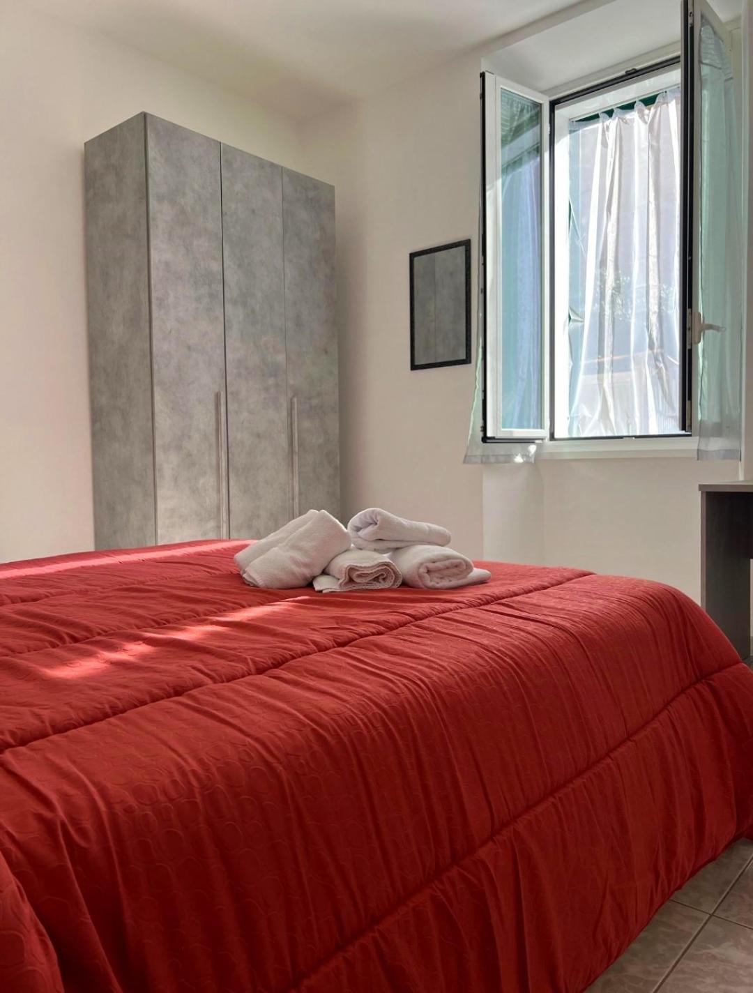 Petit Bijou Apartment Чивитавекия Екстериор снимка