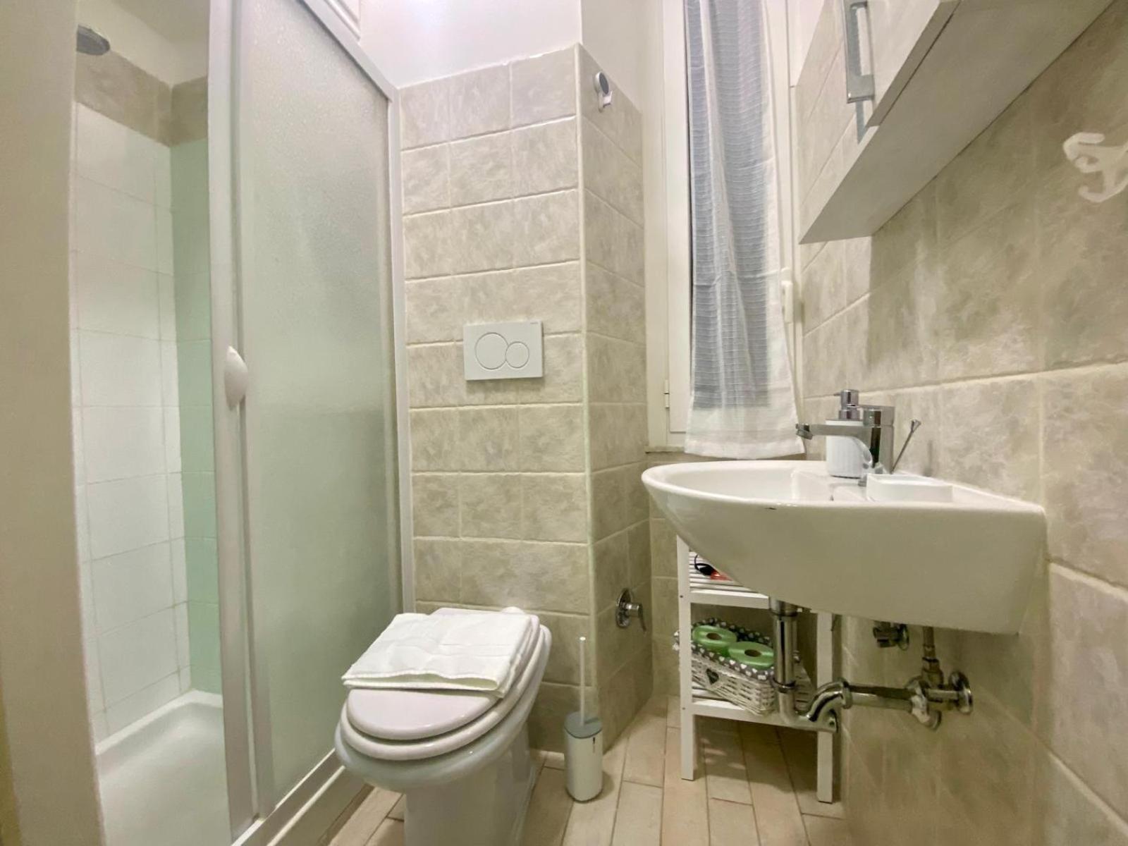 Petit Bijou Apartment Чивитавекия Екстериор снимка