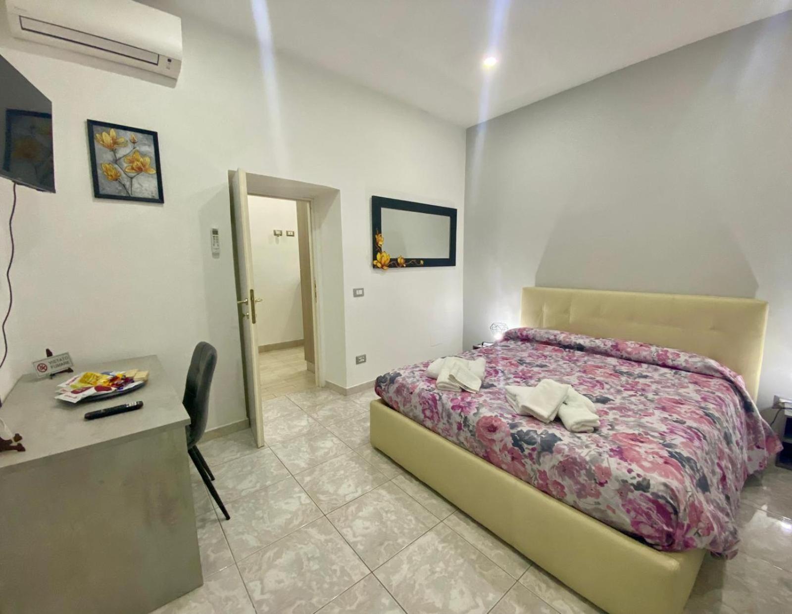 Petit Bijou Apartment Чивитавекия Екстериор снимка