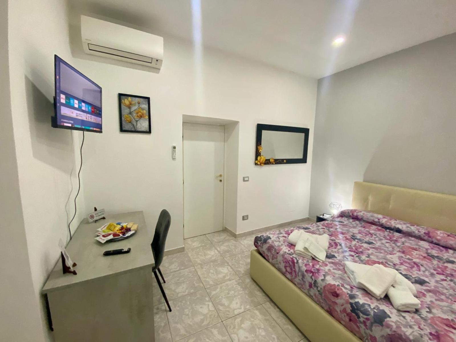 Petit Bijou Apartment Чивитавекия Екстериор снимка