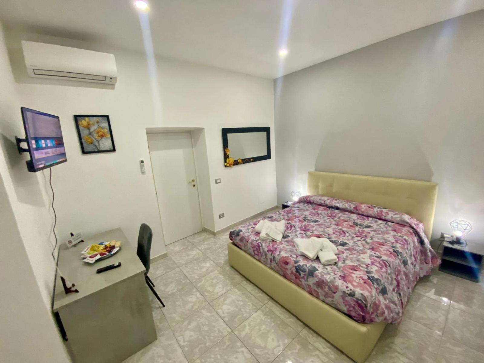 Petit Bijou Apartment Чивитавекия Екстериор снимка